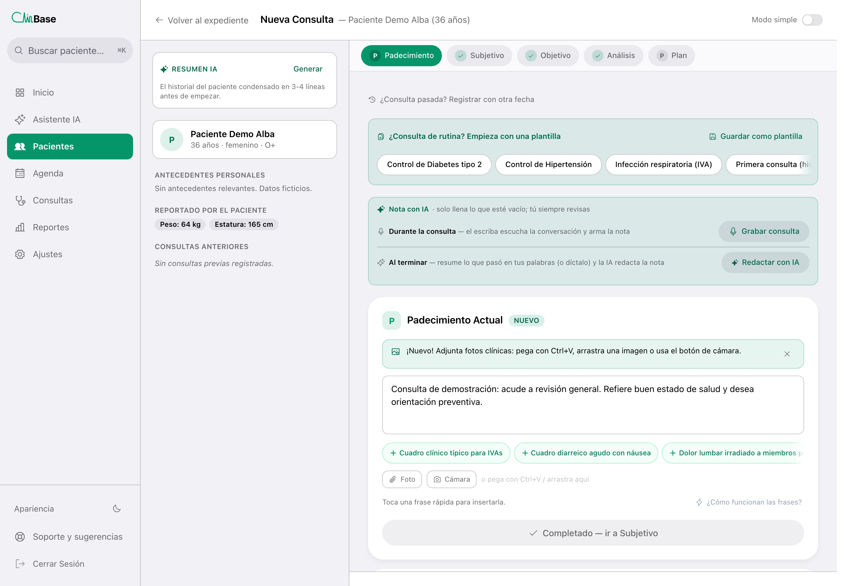 Consulta PSOAP de ClinBase con información ficticia y herramientas de documentación