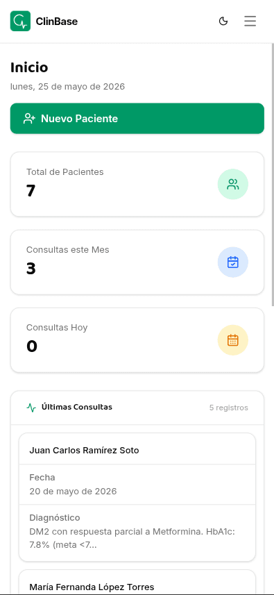 ClinBase — vista de inicio en celular