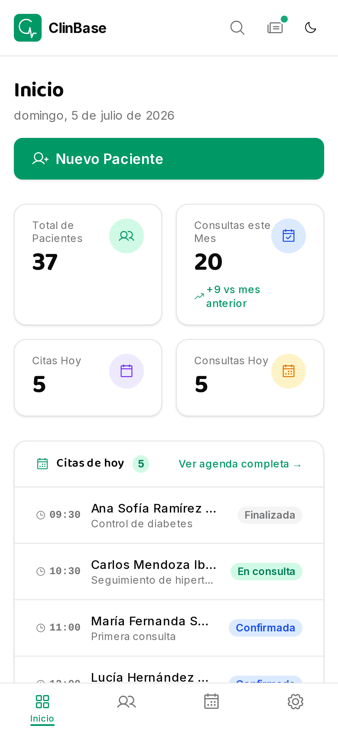 ClinBase — vista de inicio en celular
